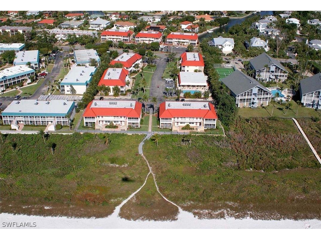805 E Gulf Drive #B7 Sanibel FL 33957 223005803 image1