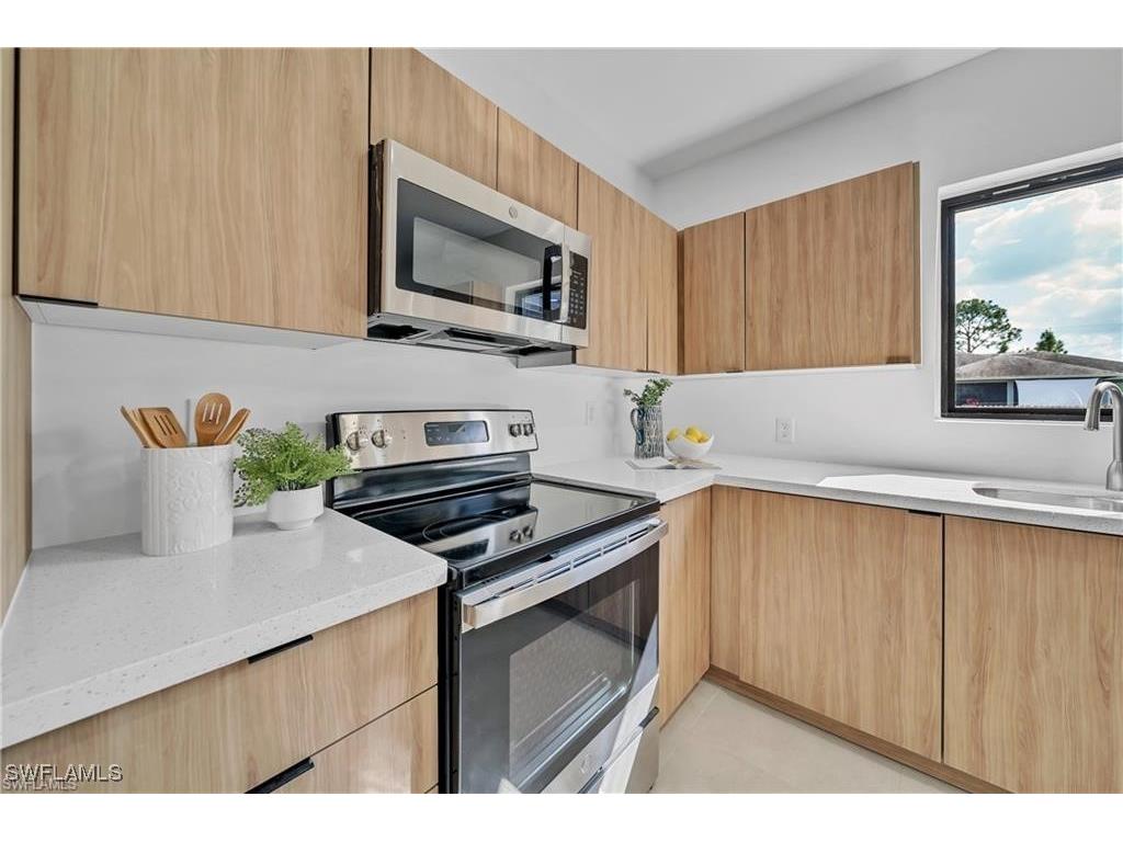 805 James Avenue Lehigh Acres FL 33936 225045103 image2