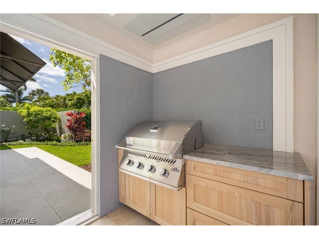 805 Lake Vista Court Naples FL 34108 226005629 image38