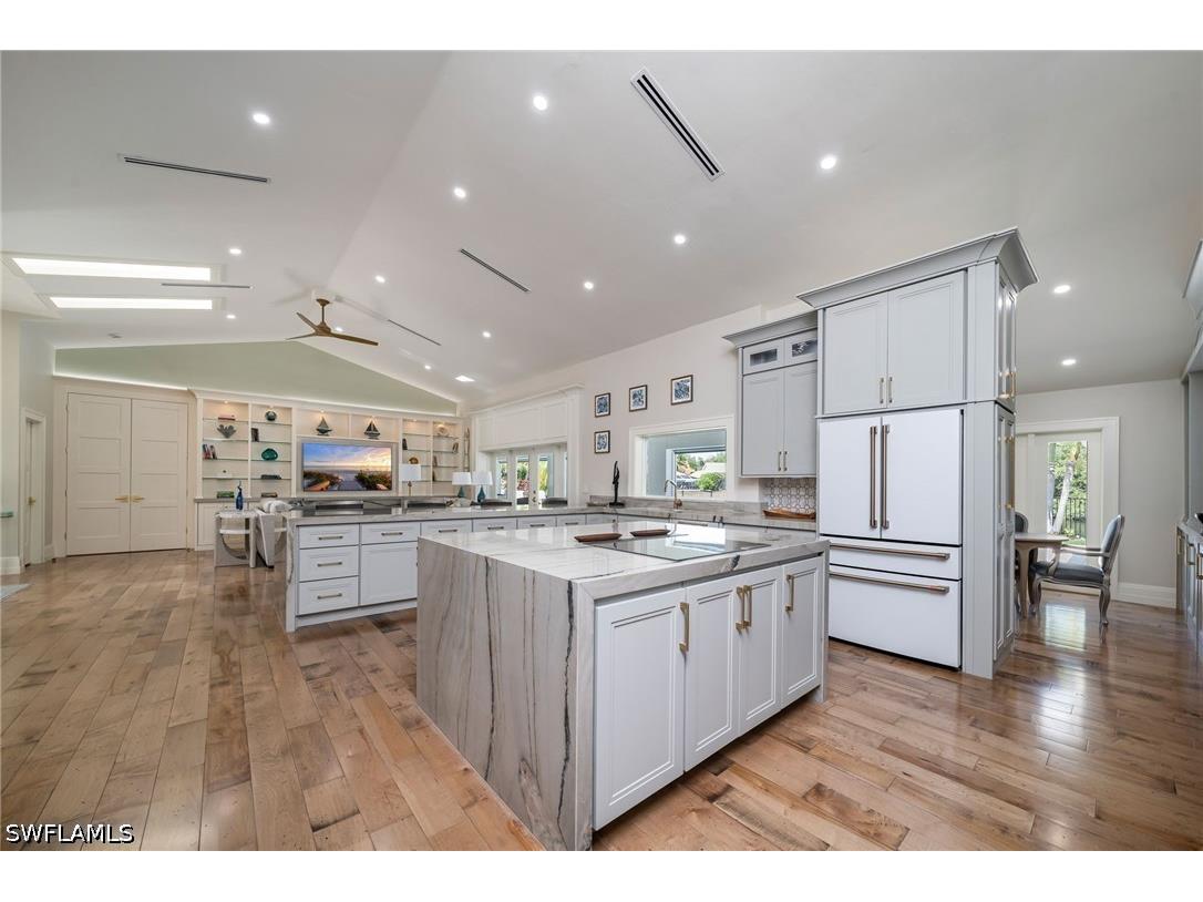 805 Lake Vista Court Naples FL 34108 226005629 image5