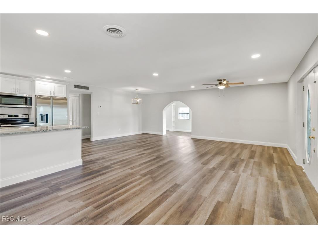 805 Leeland Heights Boulevard E Lehigh Acres FL 33936 2026002369 image4