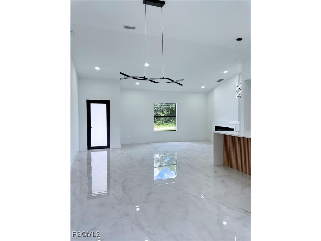 805 Nimitz Boulevard Lehigh Acres FL 33974 2025010809 image11