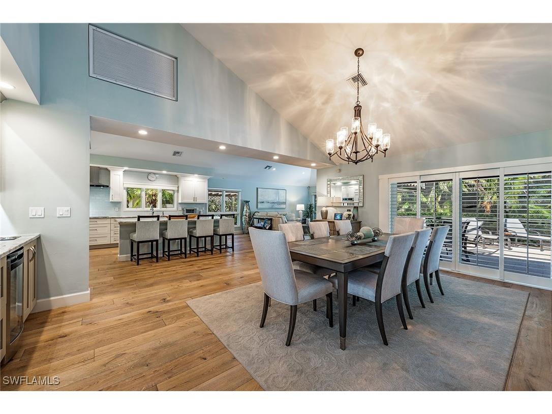 805 Pine Village Lane Naples FL 34108 225040887 image4