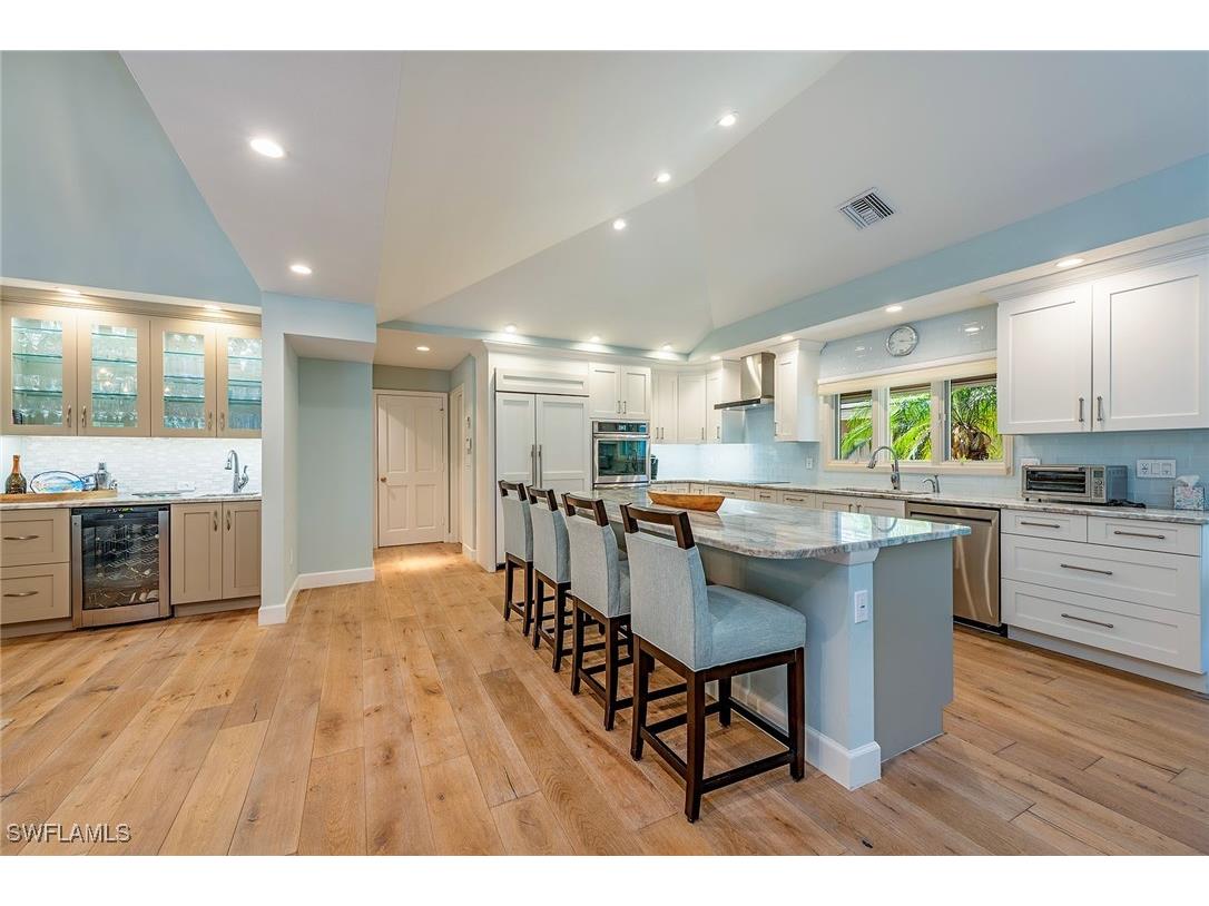 805 Pine Village Lane Naples FL 34108 225040887 image6