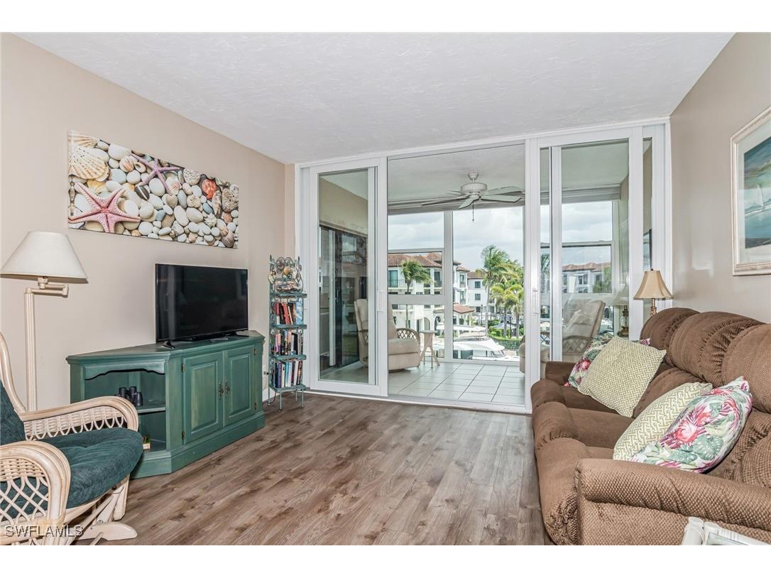 805 River Point Drive #202C Naples FL 34102 225043503 image1