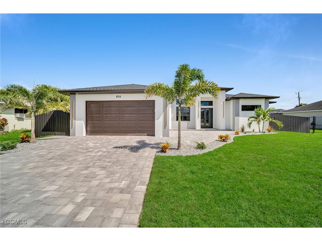 805 SW 10th Place Cape Coral FL 33991 2025015753 image1