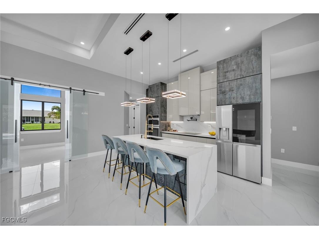 805 SW 10th Place Cape Coral FL 33991 2025015753 image10