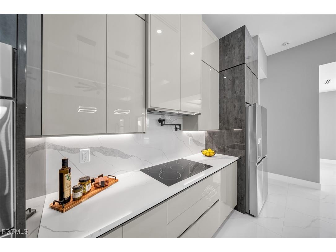 805 SW 10th Place Cape Coral FL 33991 2025015753 image13