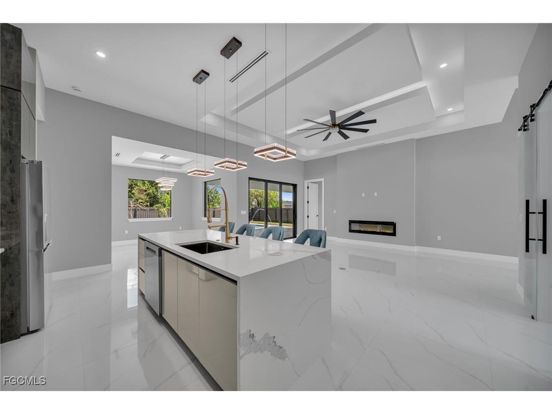 805 SW 10th Place Cape Coral FL 33991 2025015753 image14