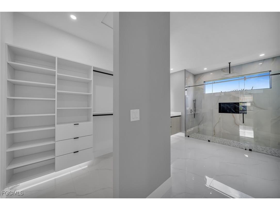 805 SW 10th Place Cape Coral FL 33991 2025015753 image23