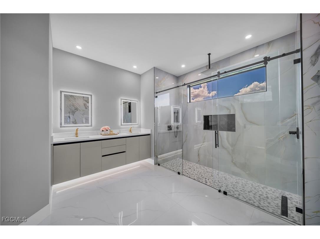 805 SW 10th Place Cape Coral FL 33991 2025015753 image26