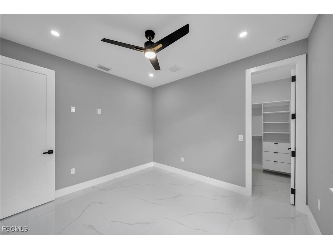 805 SW 10th Place Cape Coral FL 33991 2025015753 image29