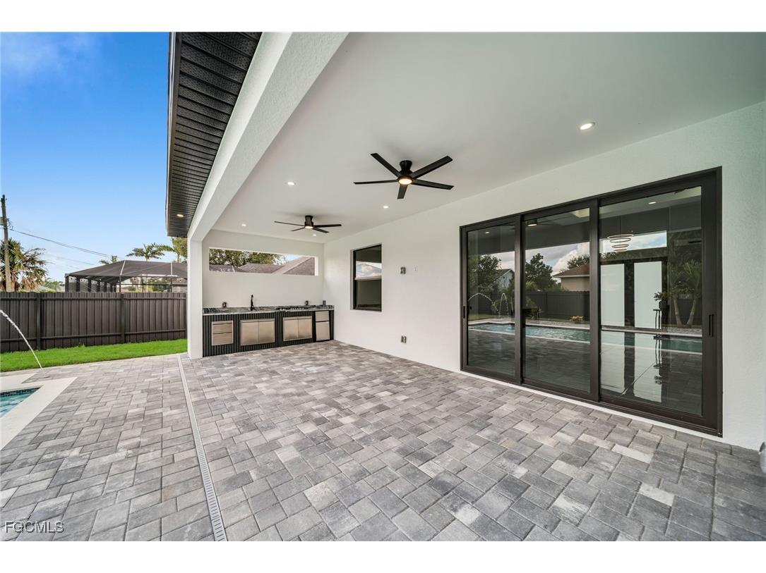 805 SW 10th Place Cape Coral FL 33991 2025015753 image38