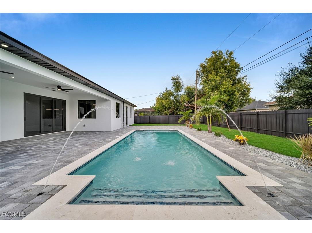 805 SW 10th Place Cape Coral FL 33991 2025015753 image40