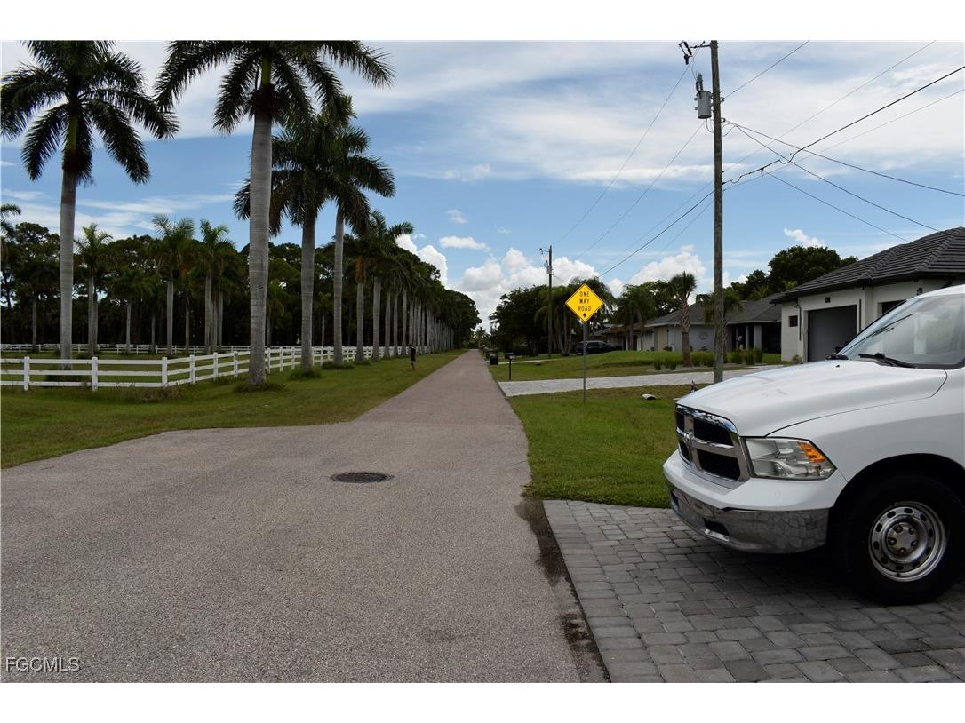 805 SW 6th Court Cape Coral FL 33991 2025011876 image4