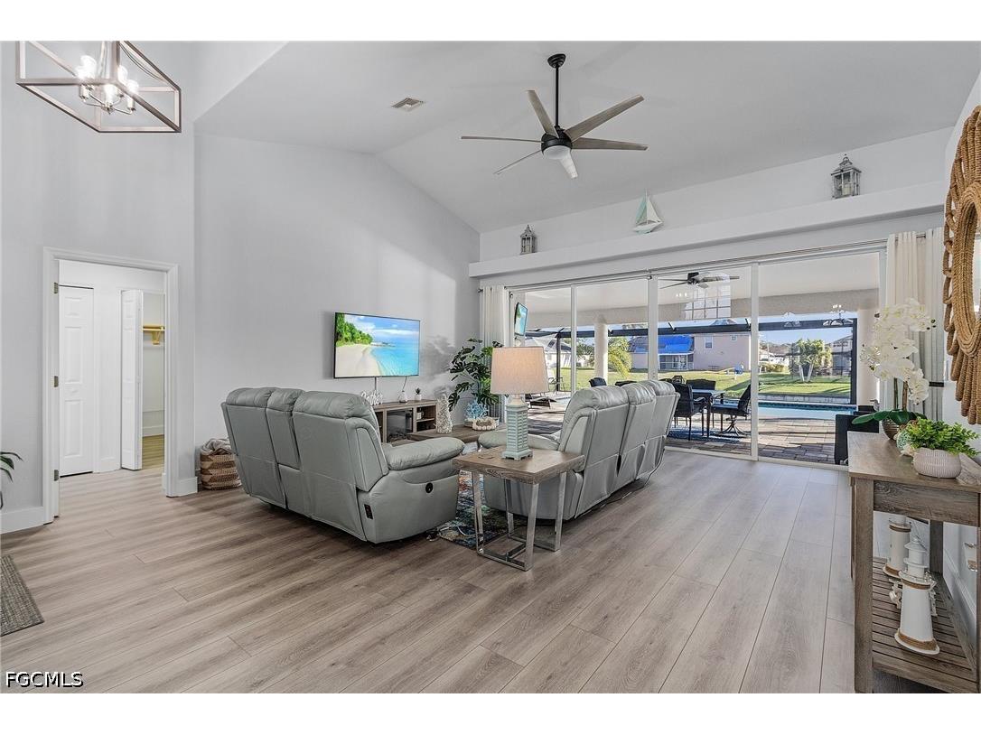 805 SW 8th Court Cape Coral FL 33991 2026028033 image4