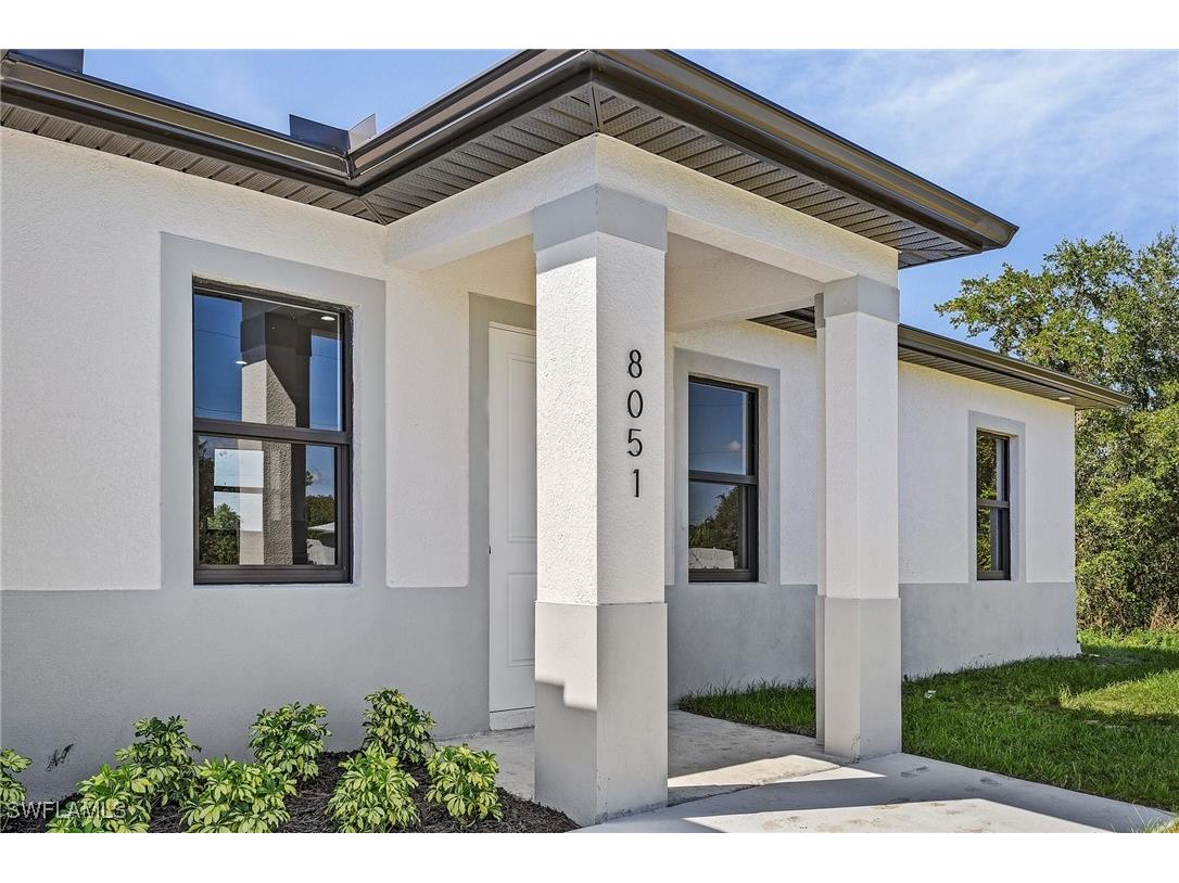 8051 Memory Circle Labelle FL 33935 224084403 image1