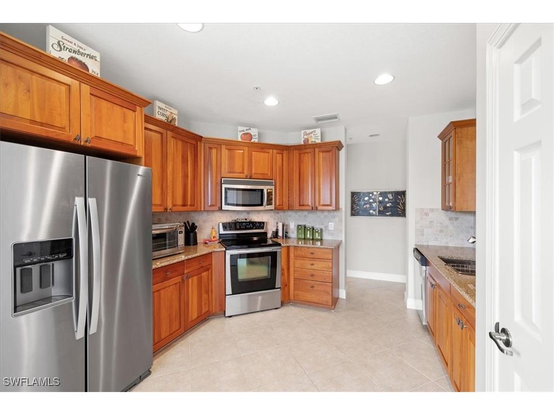 8051 Players Cove Drive #102 Naples FL 34113 225068384 image17