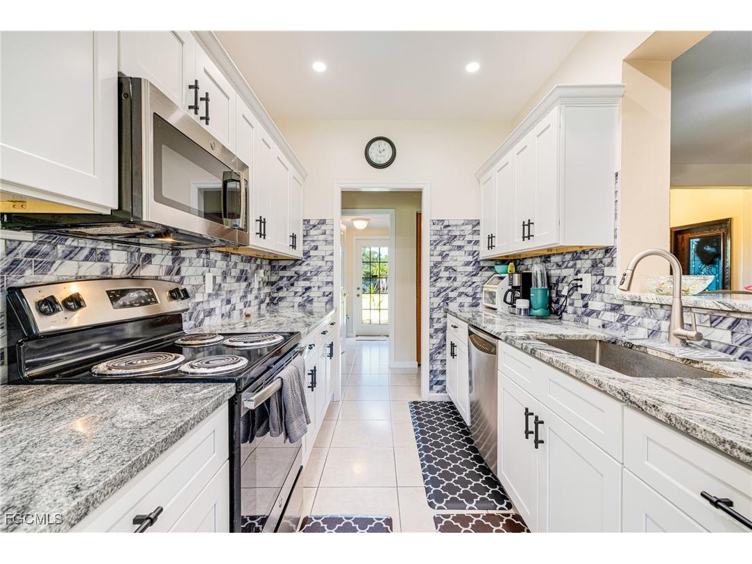 8051 Primrose Boulevard Labelle FL 33935 2025011601 image9