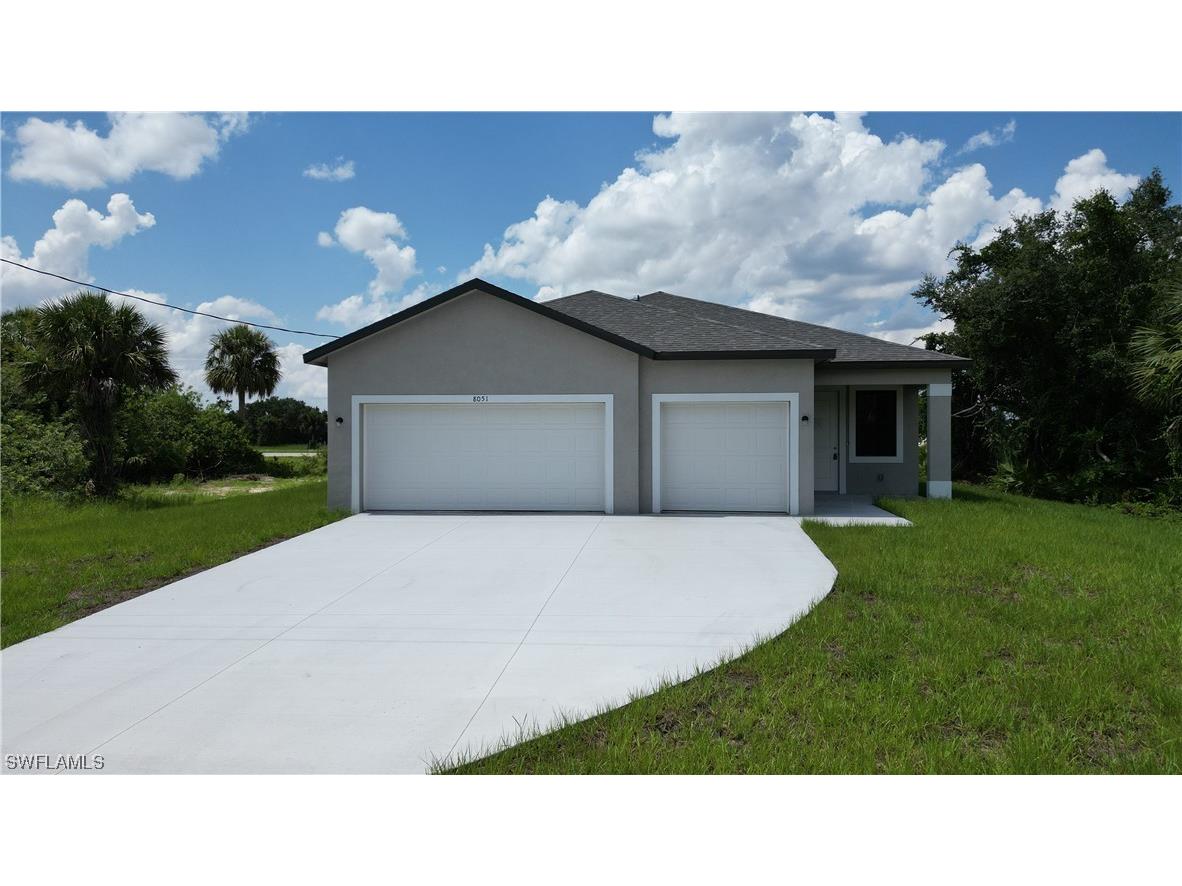 8051 Sherwood Cir Labelle FL 33935 223047426 image1