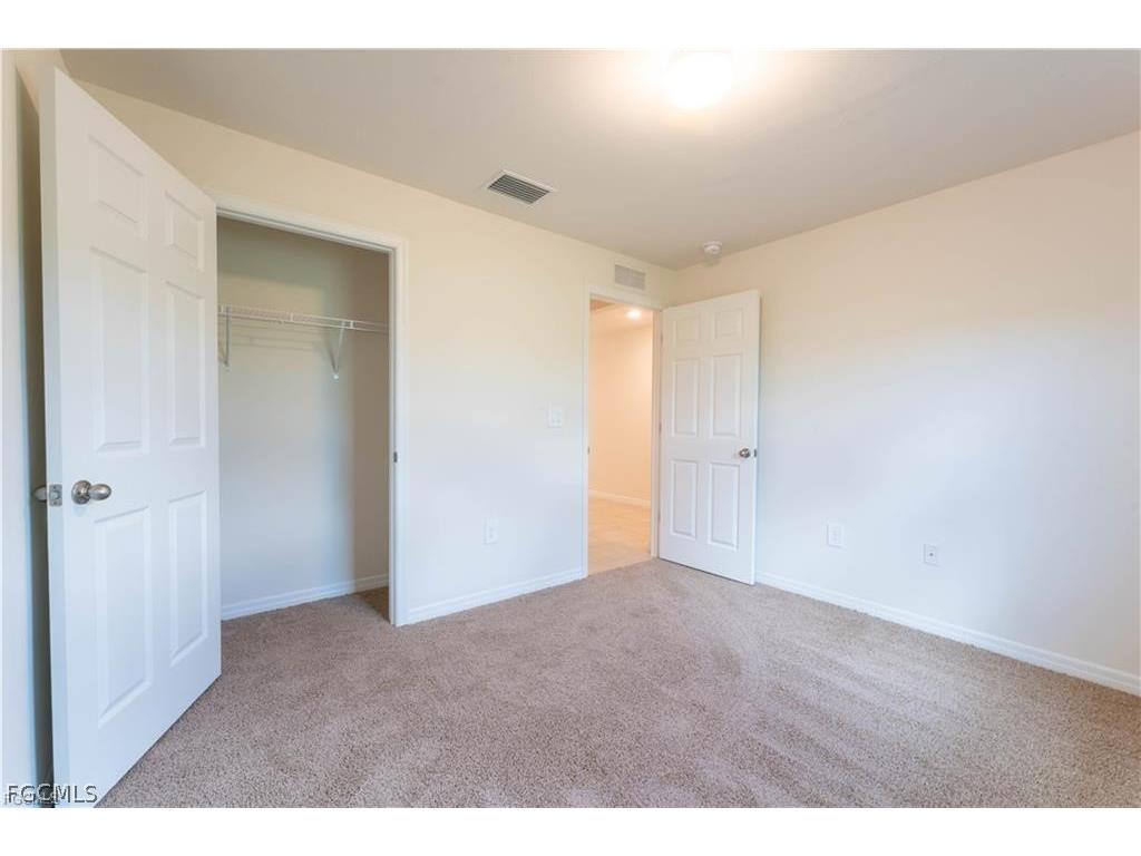 8052 Sunrise Circle Labelle FL 33935 2026009895 image7