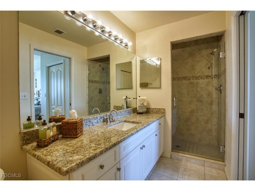 8056 Queen Palm Lane #644 Fort Myers FL 33966 2026003390 image14