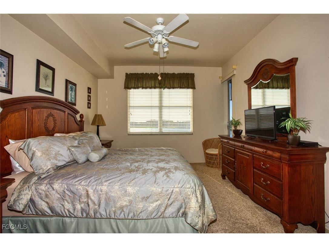 8056 Queen Palm Lane #644 Fort Myers FL 33966 2026003390 image15
