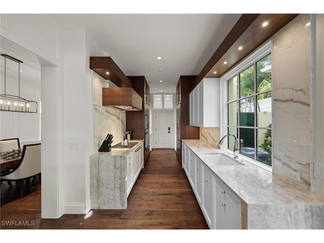 8057 Via Vecchia Naples FL 34108 225083777 image10