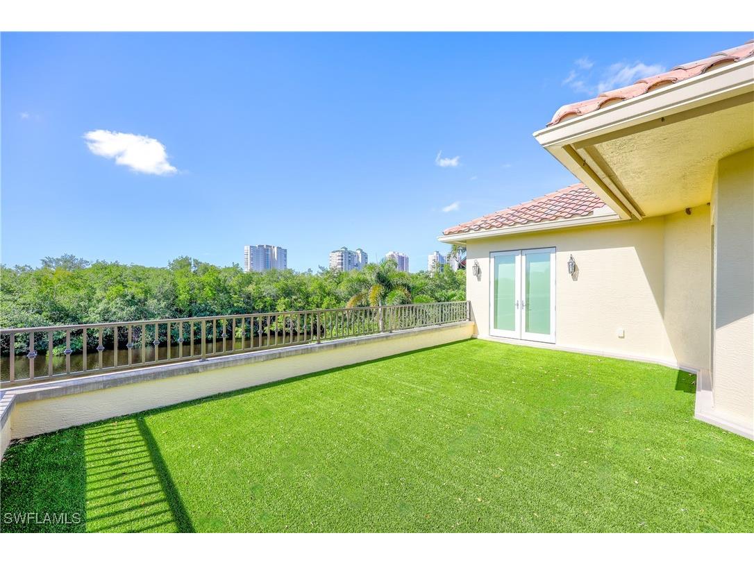 8057 Via Vecchia Naples FL 34108 225083777 image26