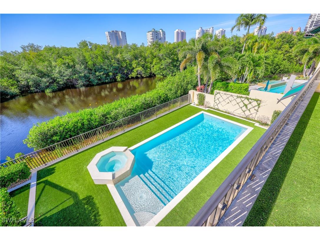 8057 Via Vecchia Naples FL 34108 225083777 image27