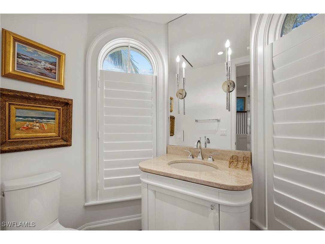 8057 Via Vecchia Naples FL 34108 225083777 image32