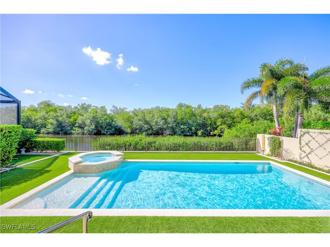 8057 Via Vecchia Naples FL 34108 225083777 image38