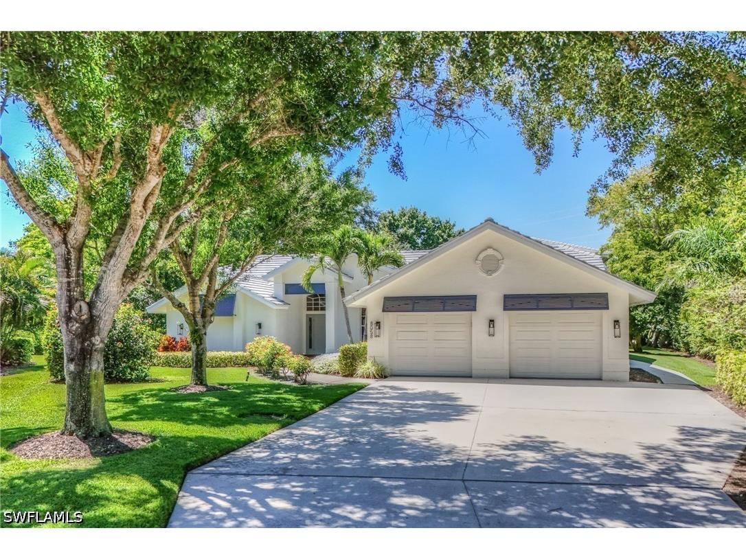 8058 Vera Cruz Way Naples FL 34109 226018106 image2