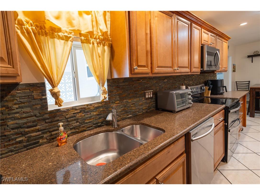 806 97th Avenue N Naples FL 34108 225082624 image14