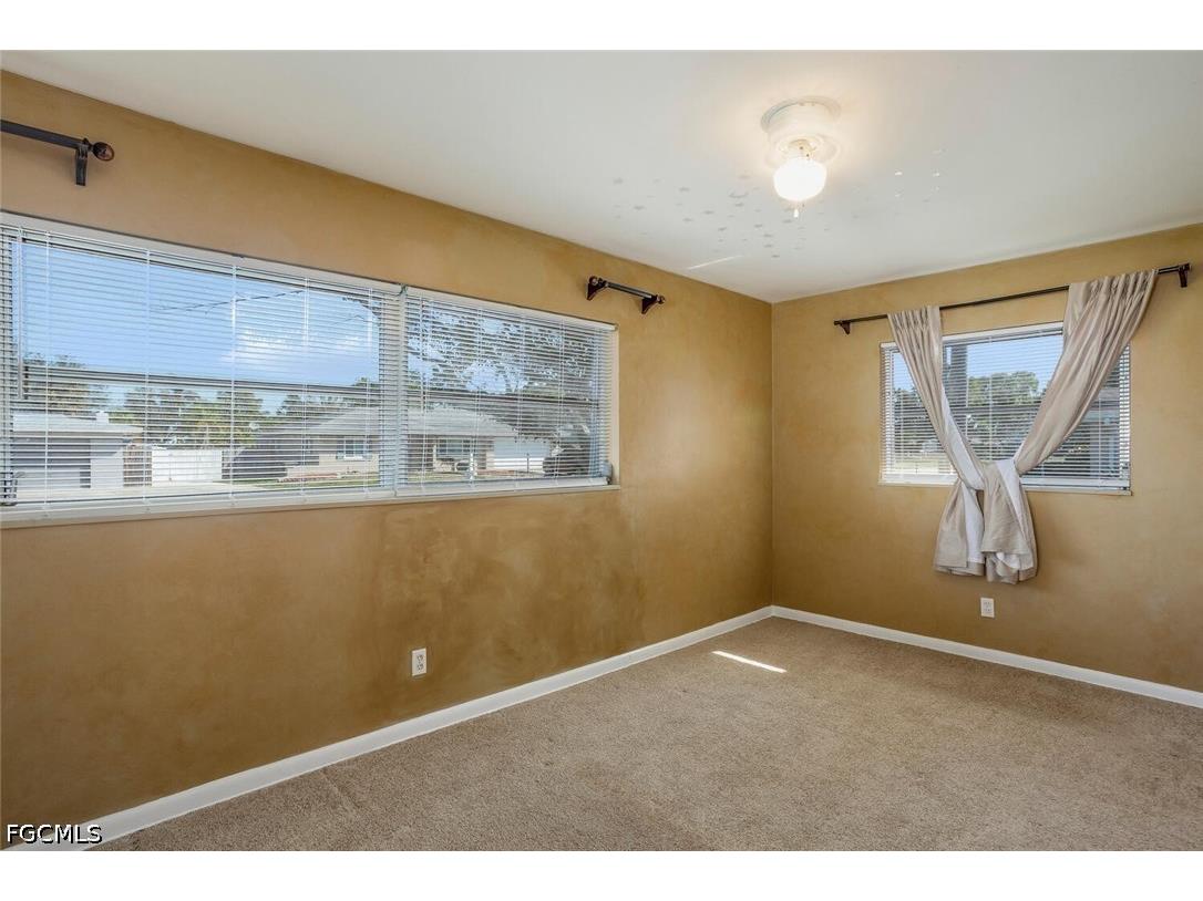 806 Entrada Drive N Fort Myers FL 33919 2026015467 image16