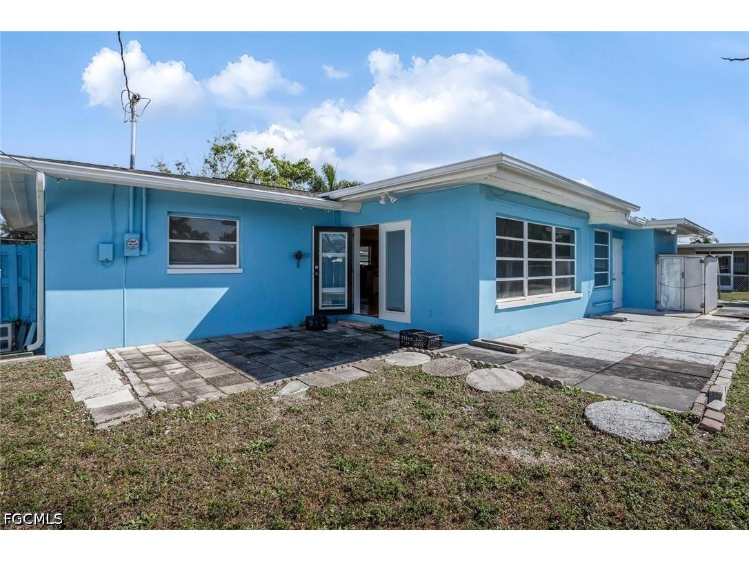 806 Entrada Drive N Fort Myers FL 33919 2026015467 image19