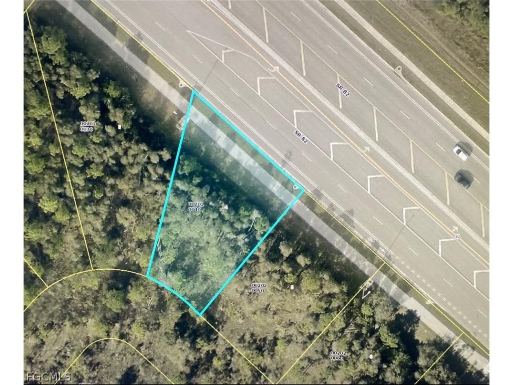 806 Fabian Circle Fort Myers FL 33913 2026010378 image1