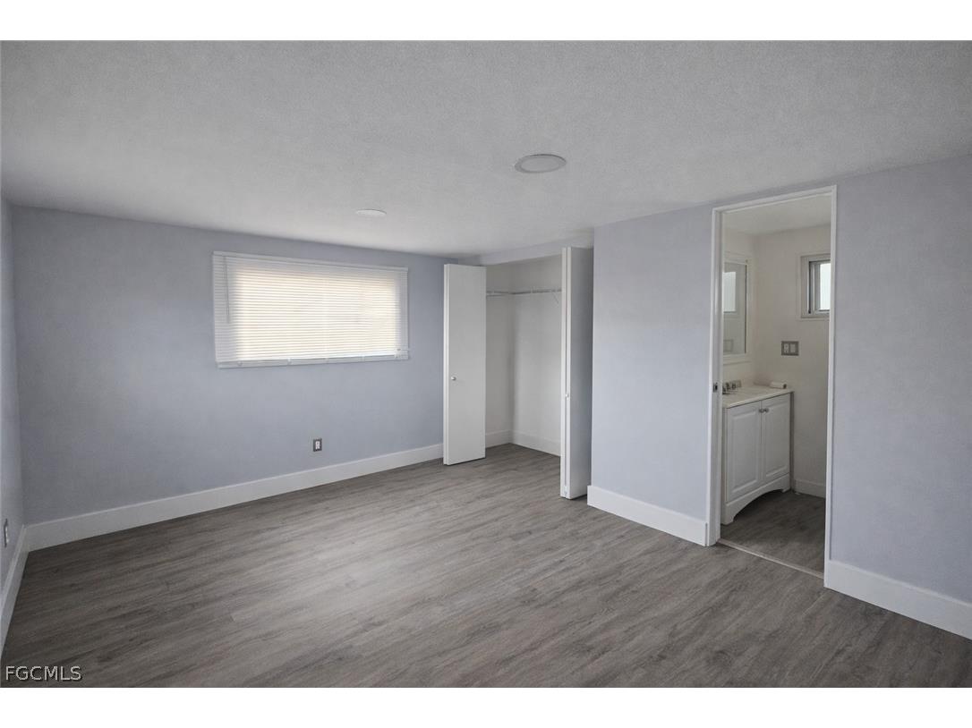 806 Homefolks St North Fort Myers FL 33917 2026008263 image8