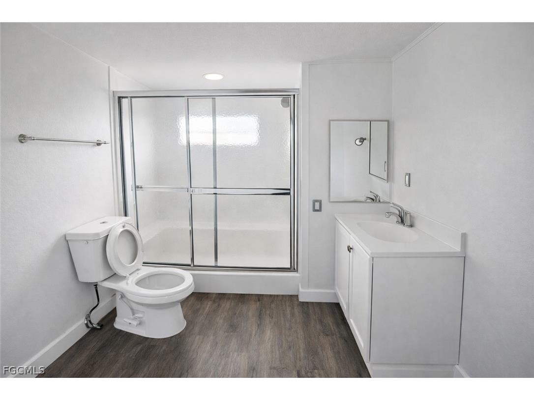 806 Homefolks St North Fort Myers FL 33917 2026008263 image9
