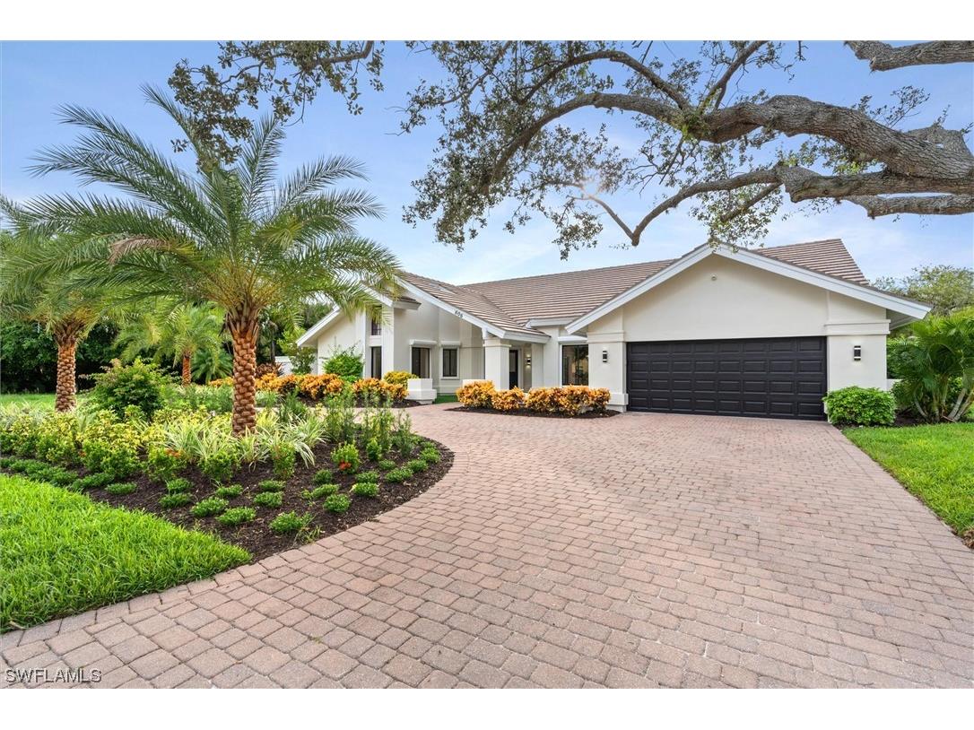 806 Knoll Wood Court Naples FL 34108 223095835 image1
