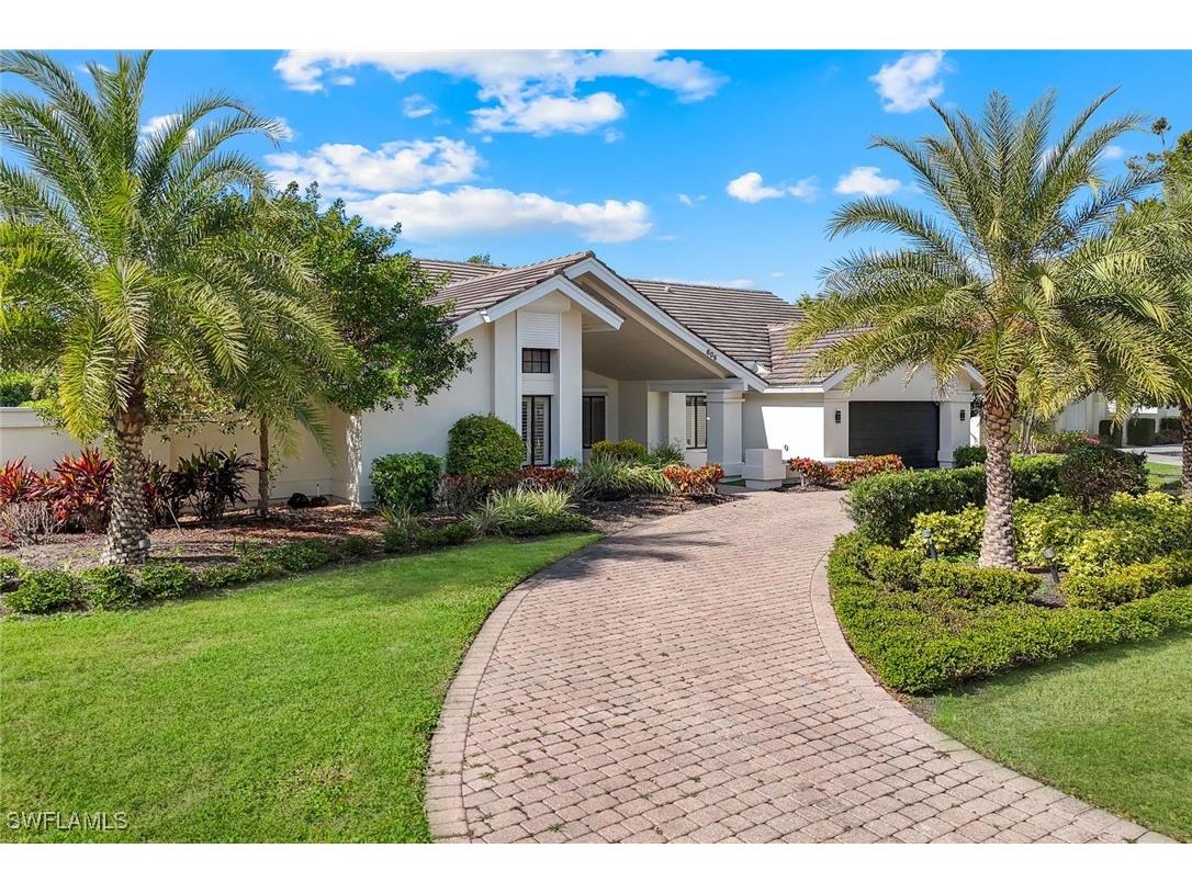 806 Knoll Wood Court Naples FL 34108 226000195 image1