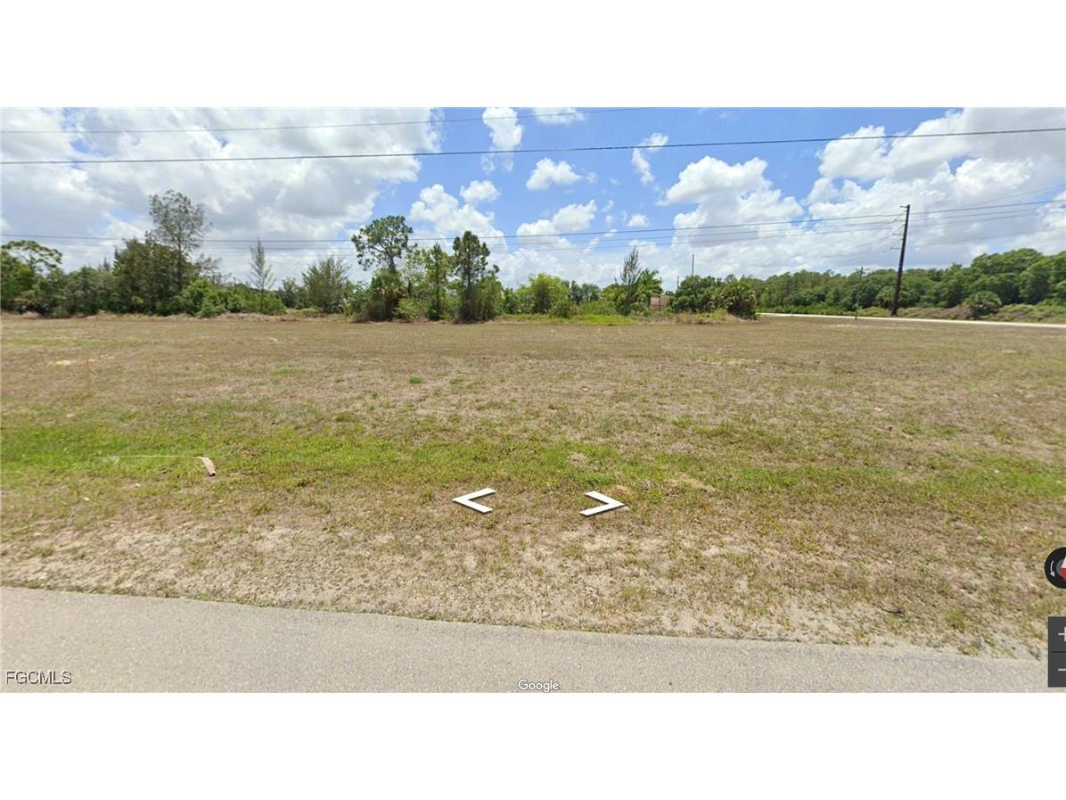 806 NE 34th Lane Cape Coral FL 33909 2025014087 image2