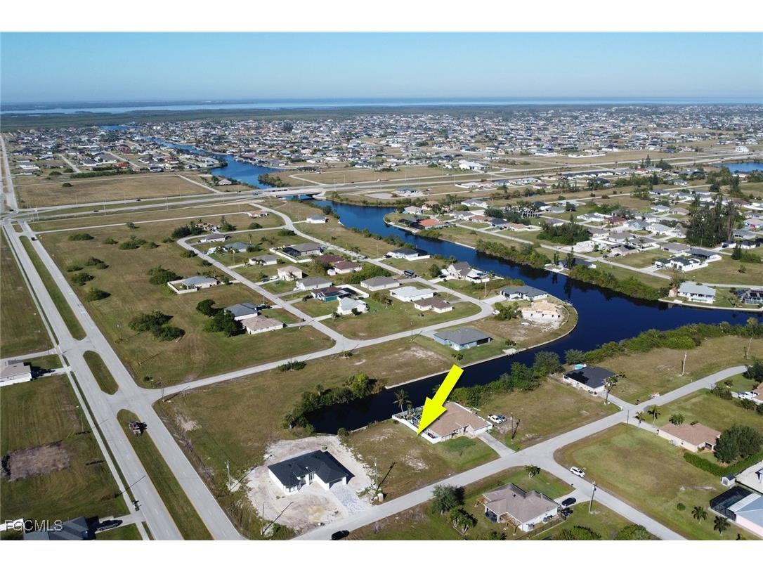 806 NW 28th Place Cape Coral FL 33993 2025015070 image3