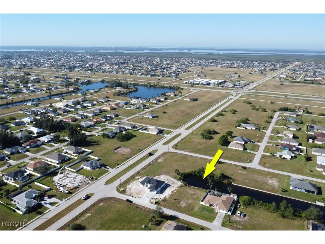 806 NW 28th Place Cape Coral FL 33993 2025015070 image4