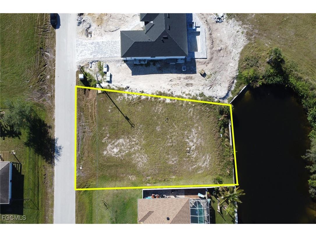 806 NW 28th Place Cape Coral FL 33993 2025015070 image5