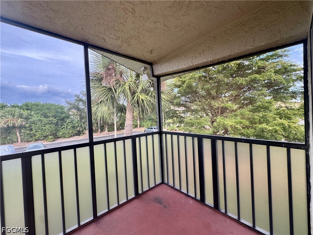 8061 Country Road #202 Fort Myers FL 33919 2026015275 image16