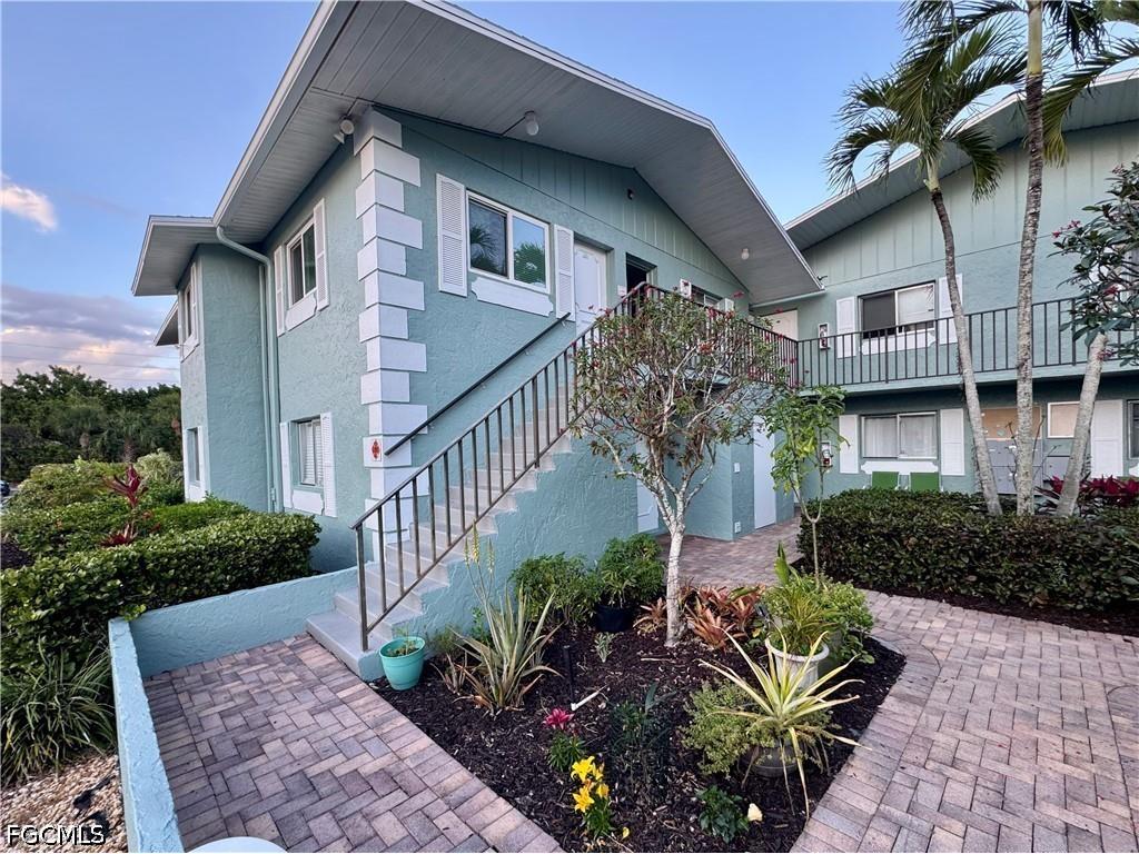 8061 Country Road #202 Fort Myers FL 33919 2026015275 image2