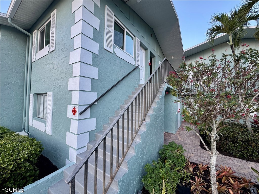 8061 Country Road #202 Fort Myers FL 33919 2026015275 image3
