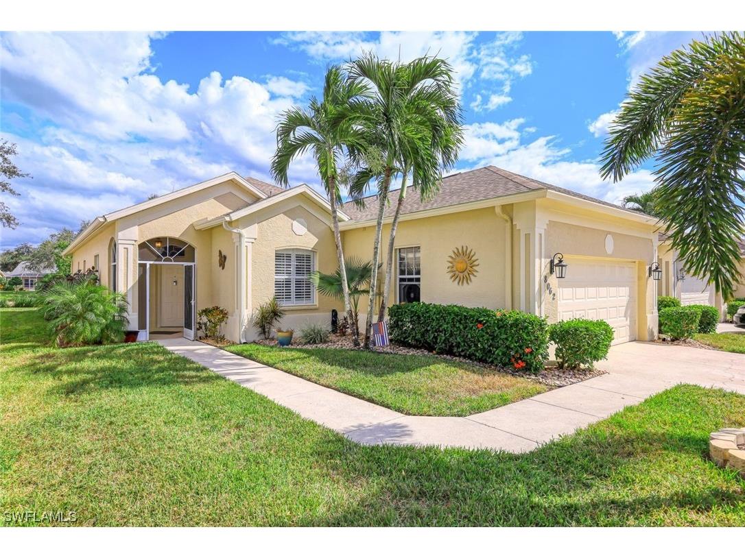 8062 Tauren Court Naples FL 34119 223083952 image1