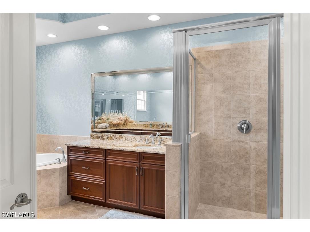 8065 Players Cove Drive #202 Naples FL 34113 226016464 image21